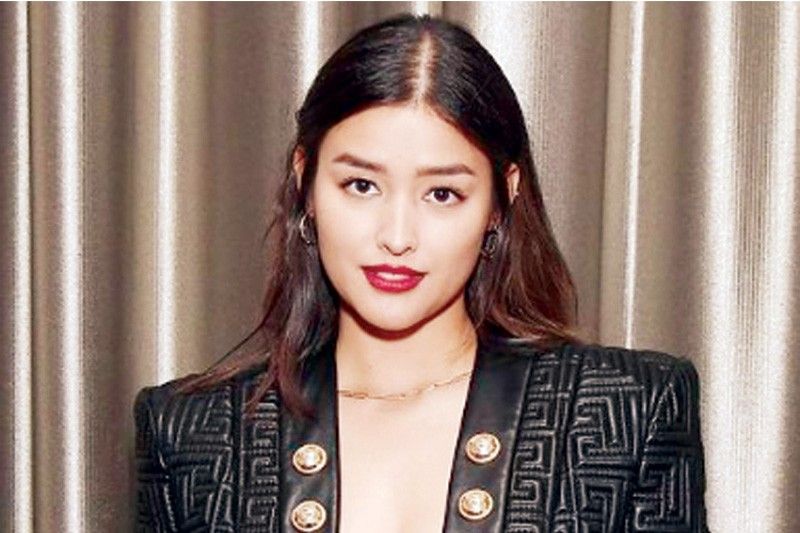 Liza, ayaw i-pressure ang sarili sa pagiging Hollywood star            Â Â 