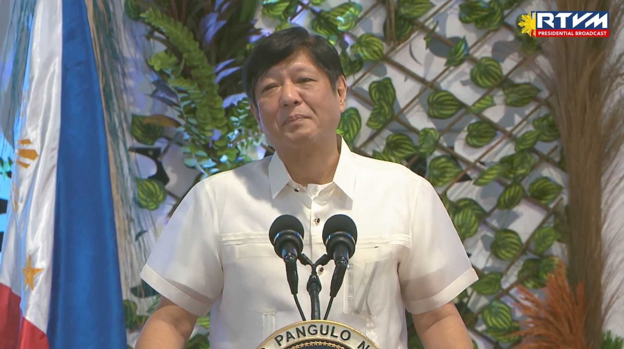 Marcos Jr. berjanji untuk meningkatkan kondisi kerja perawat Filipina