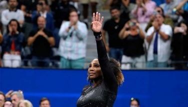 Serena Williams has grapefruit-sized cyst removed from neck