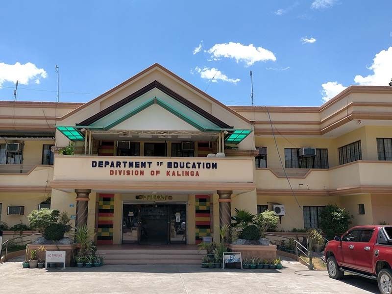 DepEd Kalinga to investigate teacher hitting student in viral video