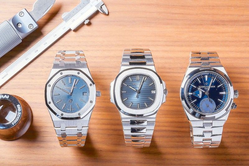 Integrated bracelets, the design that changed watchmaking forever