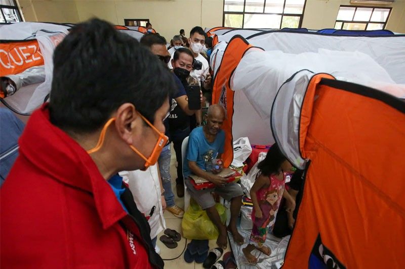 DSWD aids Quezon City fire victims