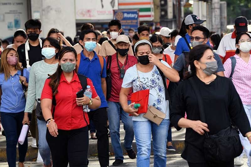 'Protection vs COVID, pollution': MMDA urges public to continue wearing masks outdoors