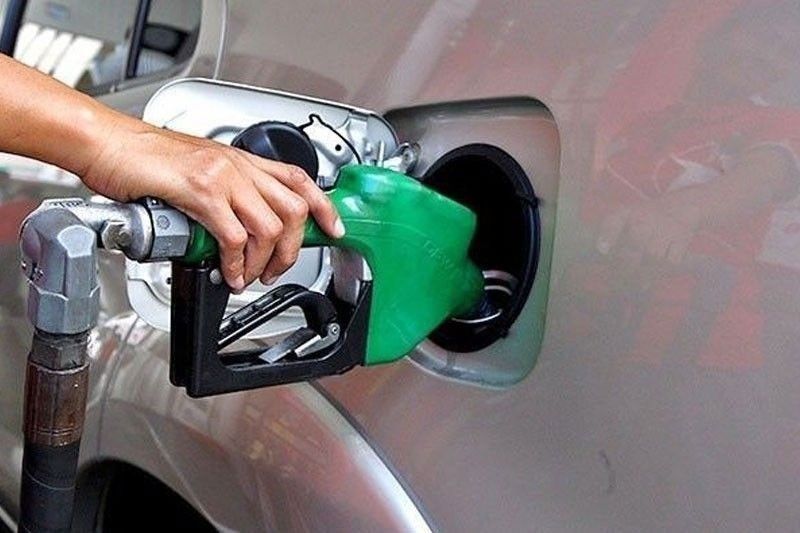 Gas prices seen up, diesel down next week  Â 