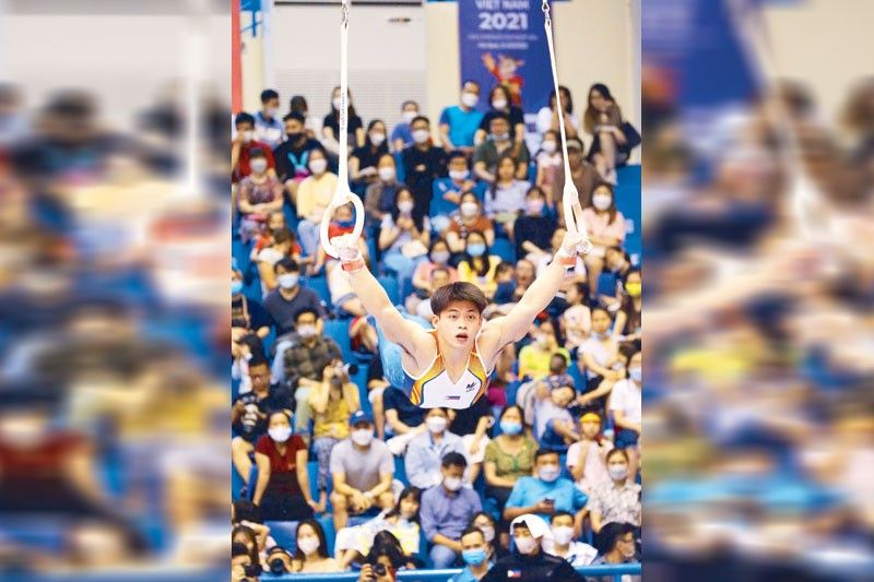 Yulo triumphs in Japan ahead of world meet