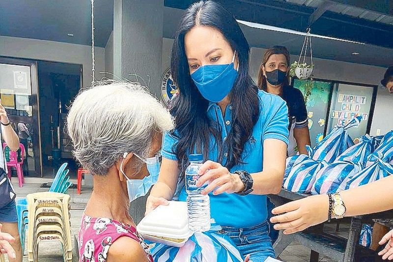 Hundreds evacuated in Manila, Camanava