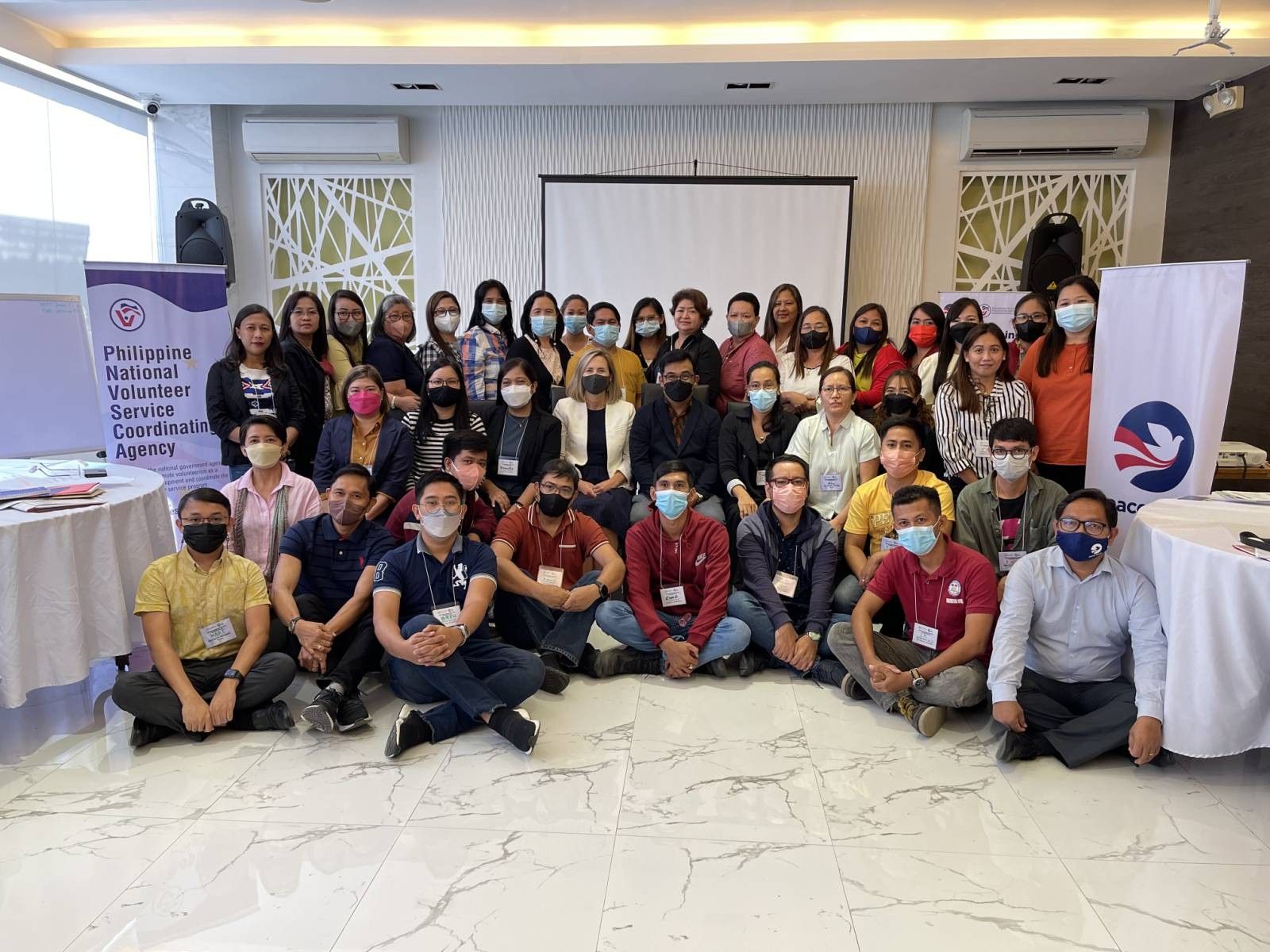 US Peace Corps, Philippines wrap up volunteer training with LGUs