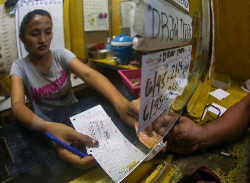 6/55 Grand Lotto pot to hit P237 million