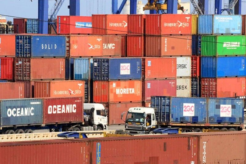 Kesenjangan perdagangan mereda pada bulan Desember di tengah melemahnya ekspor, impor