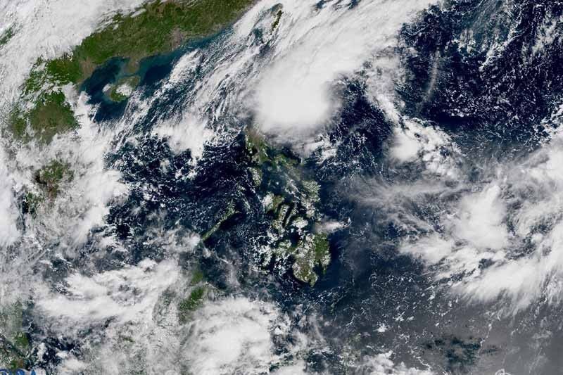 'Maymay' keeps strength; landfall seen on Wednesday