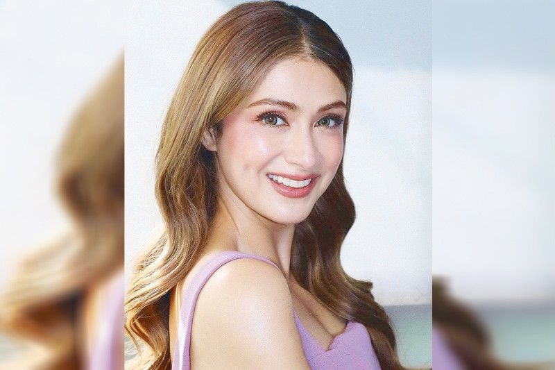 Carla Abellana looks none the worse for wear after breakup of marriage