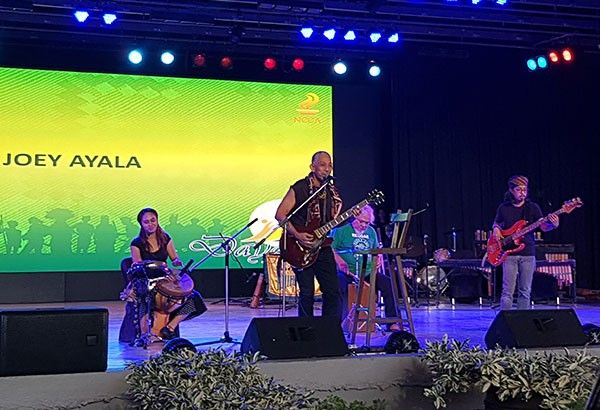TONTON: Joey Ayala menjelaskan mengapa bandnya bernama Bagong Lumad