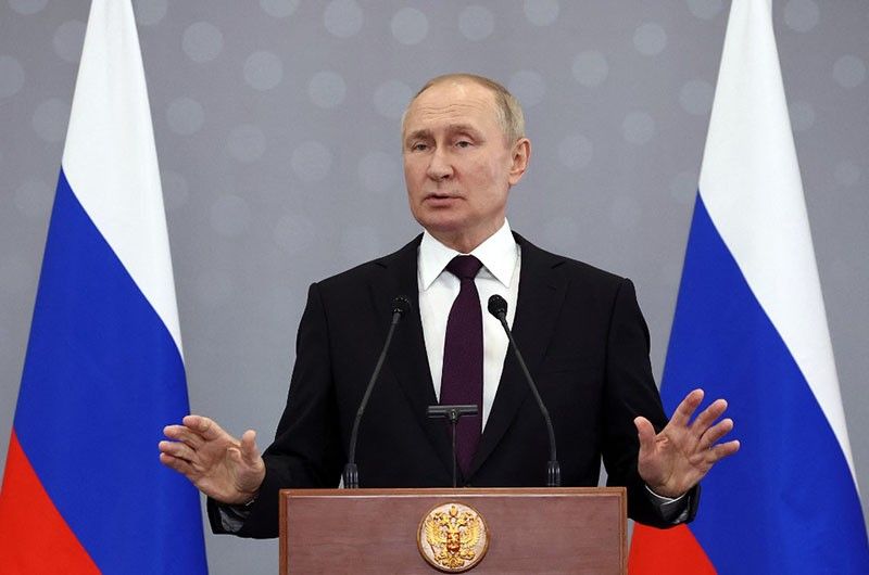 Defiant Putin says Russia 'doing everything right' in Ukraine