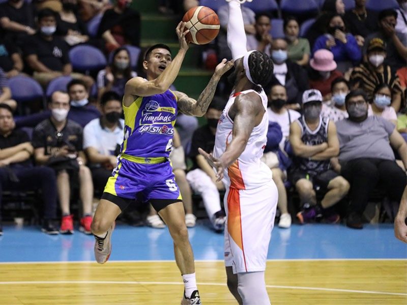 Jalalon sparks unbeaten Magnolia from the bench, wins weekly PBA player award