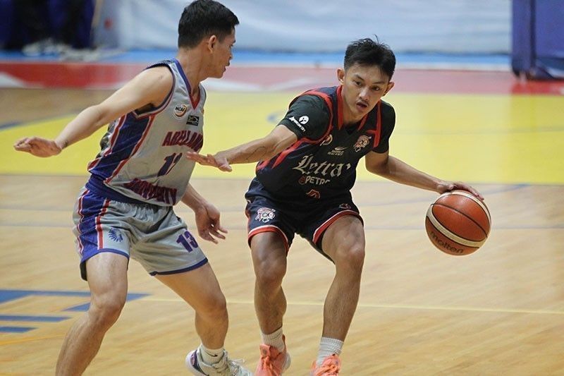 Letran, Beda target ang krusyal na panalo