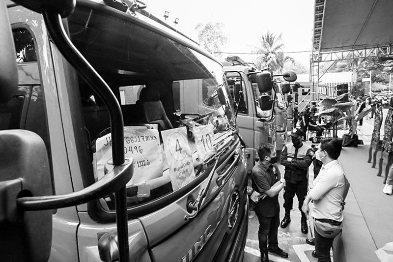 DILG, nag-turn over ng 35 pang firetrucks sa BFP