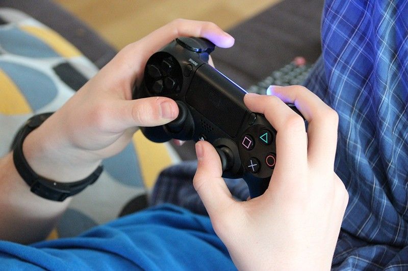 Video games could improve kids' brains â study