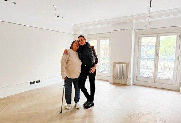 ‘Saya sangat bersyukur’: Bea Alonzo menunjukkan apartemen Madrid kepada ibunya