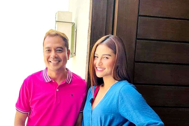 Happy... ni John Lloyd, babu na sa ere!