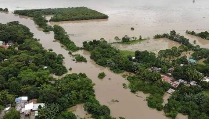 48 patay, 1 milyong residente napinsala ni &lsquo;Paeng&rsquo;