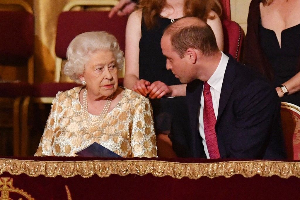 Queen Elizabeth II's resurfaced letter for Prince William goes viral