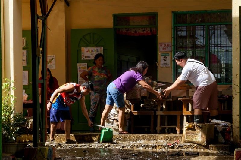 Classes suspended in Paeng-hit areas