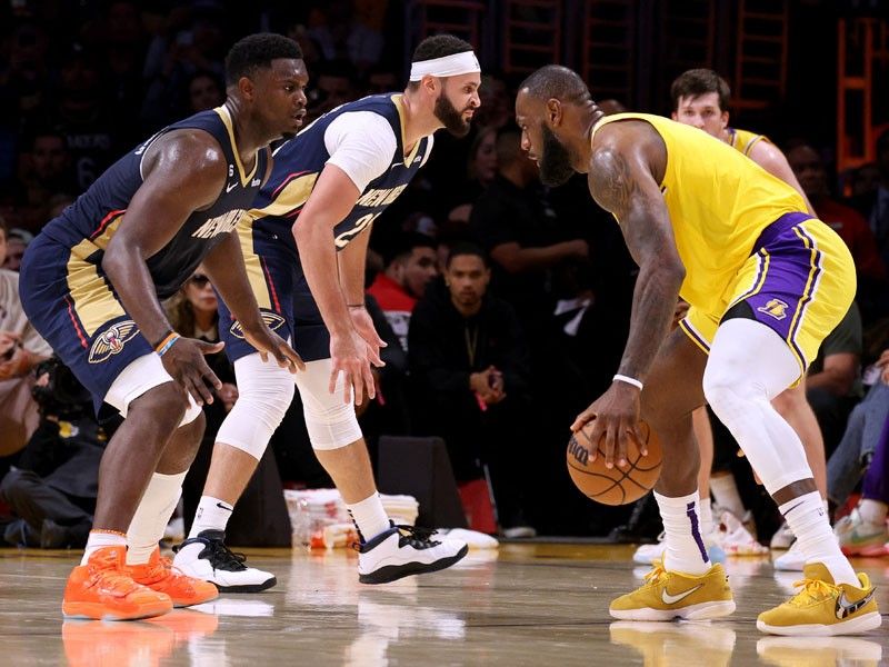 Lakers edge Pelicans in OT for 2nd win