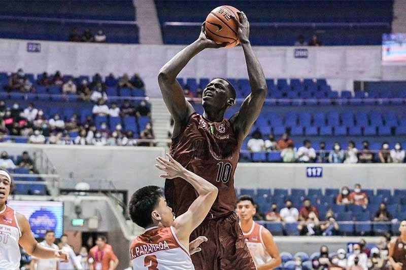 Fighting Maroons parry Red Warriors, clinch at least F4 playoff in UAAP 85