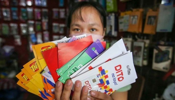 SIM cards on sale, most likely linked to scams &mdash; senator
