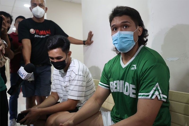 JRU player John Amores kinasuhan sa San Juan court Pilipino Star Ngayon