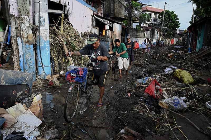 Filipinas insta a los países ricos a exigir una compensación climática
