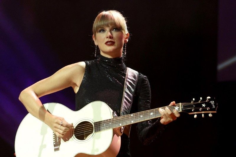 Taylor Swift, artis dengan streaming terbanyak di Bad Bunny di Spotify untuk tahun 2022