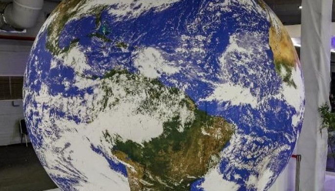 Groups hail historic climate fund deal, angry over lack of progress on emissions