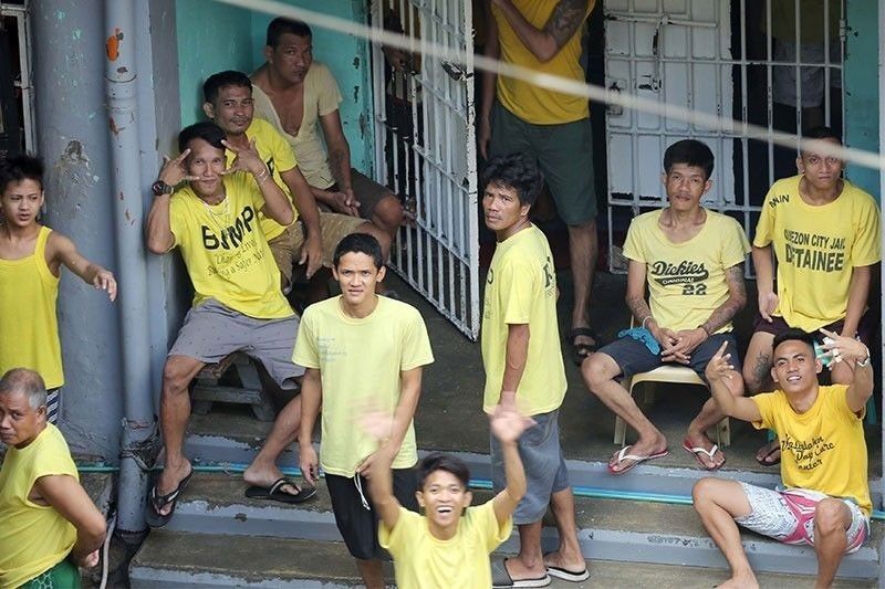 Detainee bolts QCPD jail