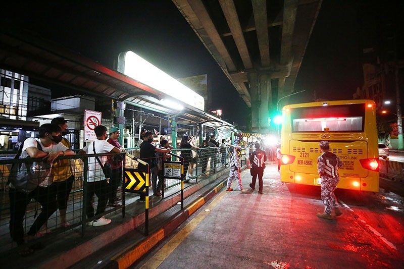 OCTA: Metro Manila daily COVID-19 cases up to 411 as December wave starts