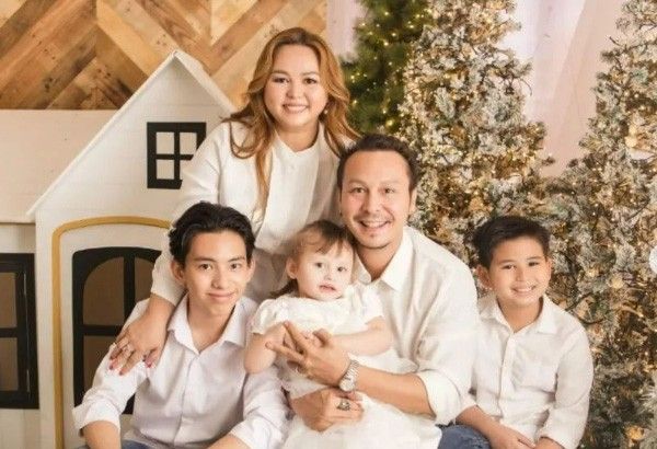 'Family is everything': Baron Geisler, wife Jamie no longer headed for Splitsville with Christmas photos