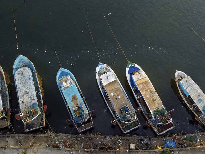 Gaza fishermen rejoice at finally fixing their boats