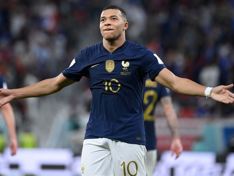 Mbappe contract dispute overshadows start of Ligue 1 season