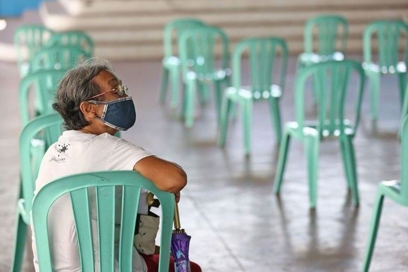 Senior citizens, hirit ibaba sa 56-anyos
