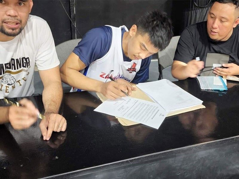Controversial ex-JRU cager Amores signs with regional pro squad