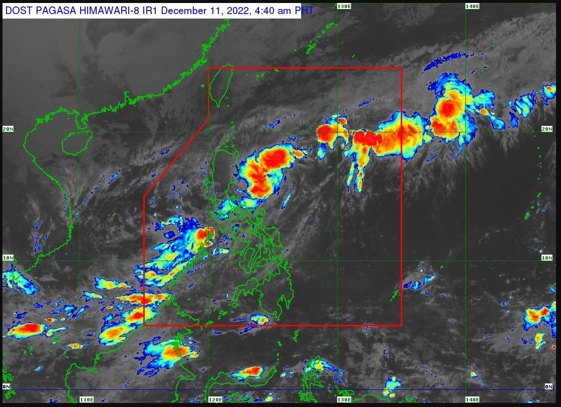 'Rosal' intensifies, may develop into 'low-end tropical storm'