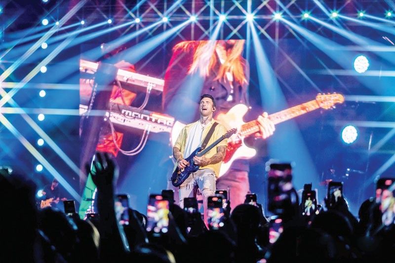 Adam Levine berbagi alasan No. 1 Maroon 5 suka kembali ke Filipina