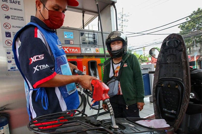 Oil price hike: P2.90 for diesel, P0.70 for gas