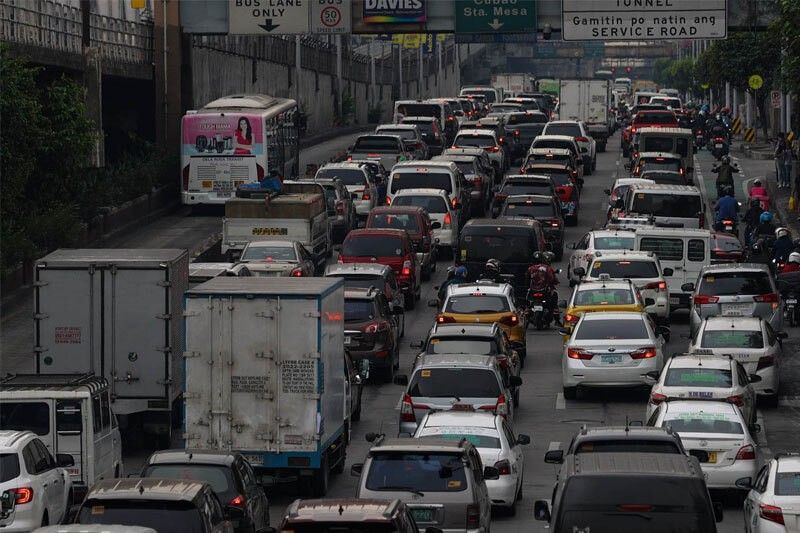 Transport group: Oil price hike, commuter lines, congested roads require pro-people solutions