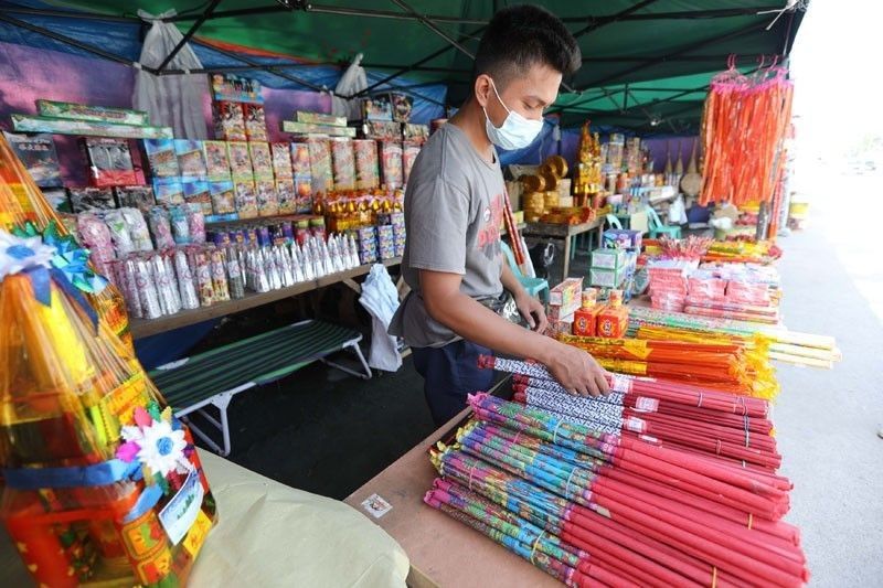 Paggamit ng paputok sa Quezon City, ni-regulate ni Mayor Joy; Fireworks display sa public places lang pwede