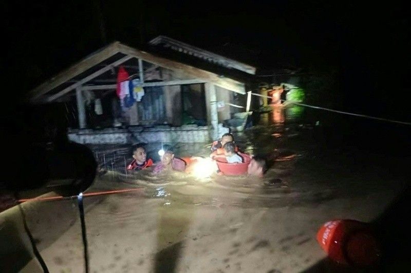 Death toll from Christmas floods rises to 13