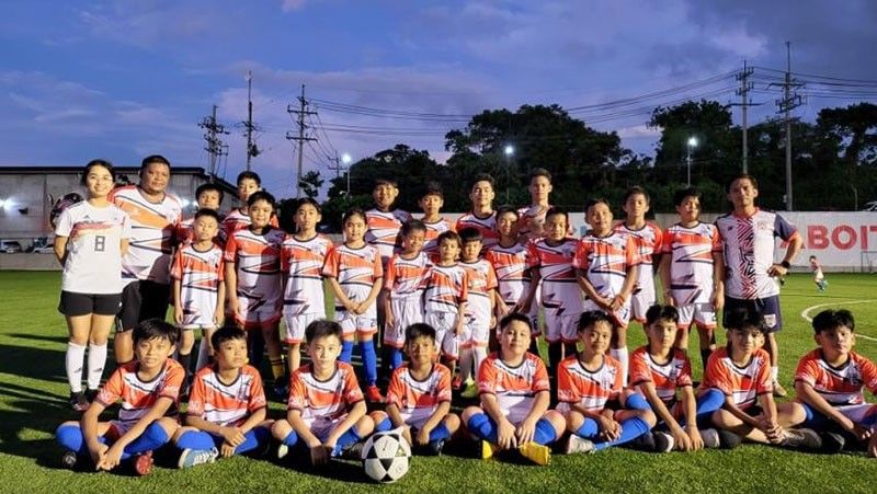 Aboitiz football clinic gives back to public school kids in Batangas