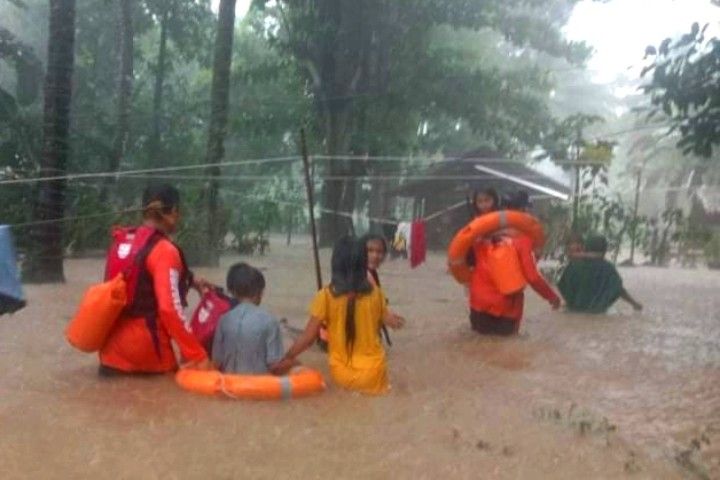 NDRRMC: Korban tewas akibat banjir garis geser Natal naik menjadi 51