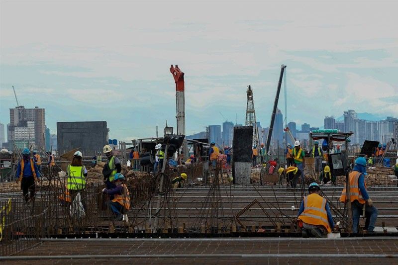 Infrastructure spending steady at P61 billion in October