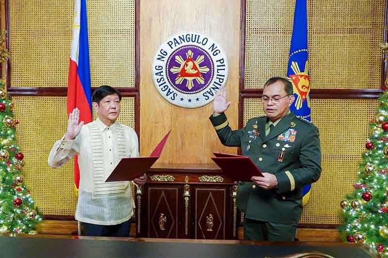 Centino back as AFP chief of staff